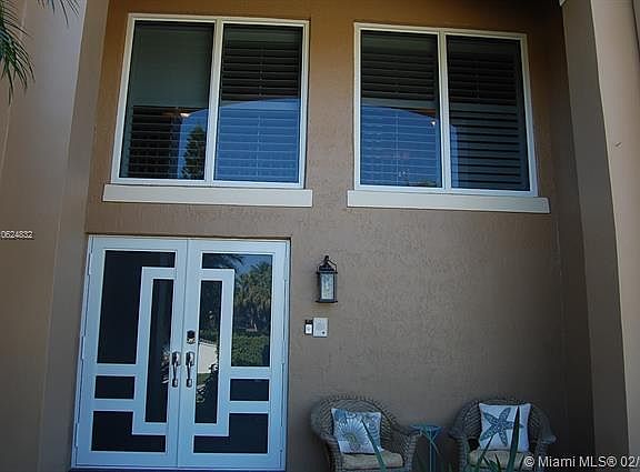 4th image of 20200 NW 7th St