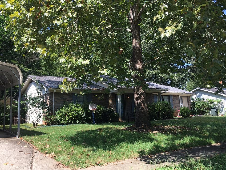 2nd image of 3610 White Oak Way SW