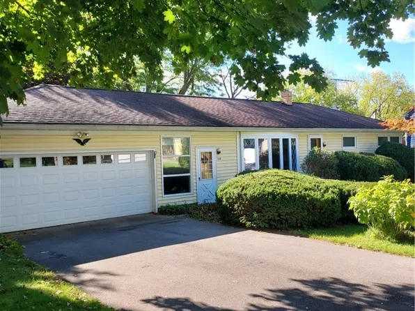 349 Clinton St, Penn Yan, NY 14527