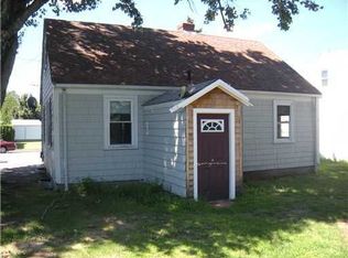 117 Woodside Ave, Pawtucket, RI 02861