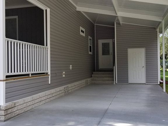 5th image of 10101 Shadow Oak Cres
