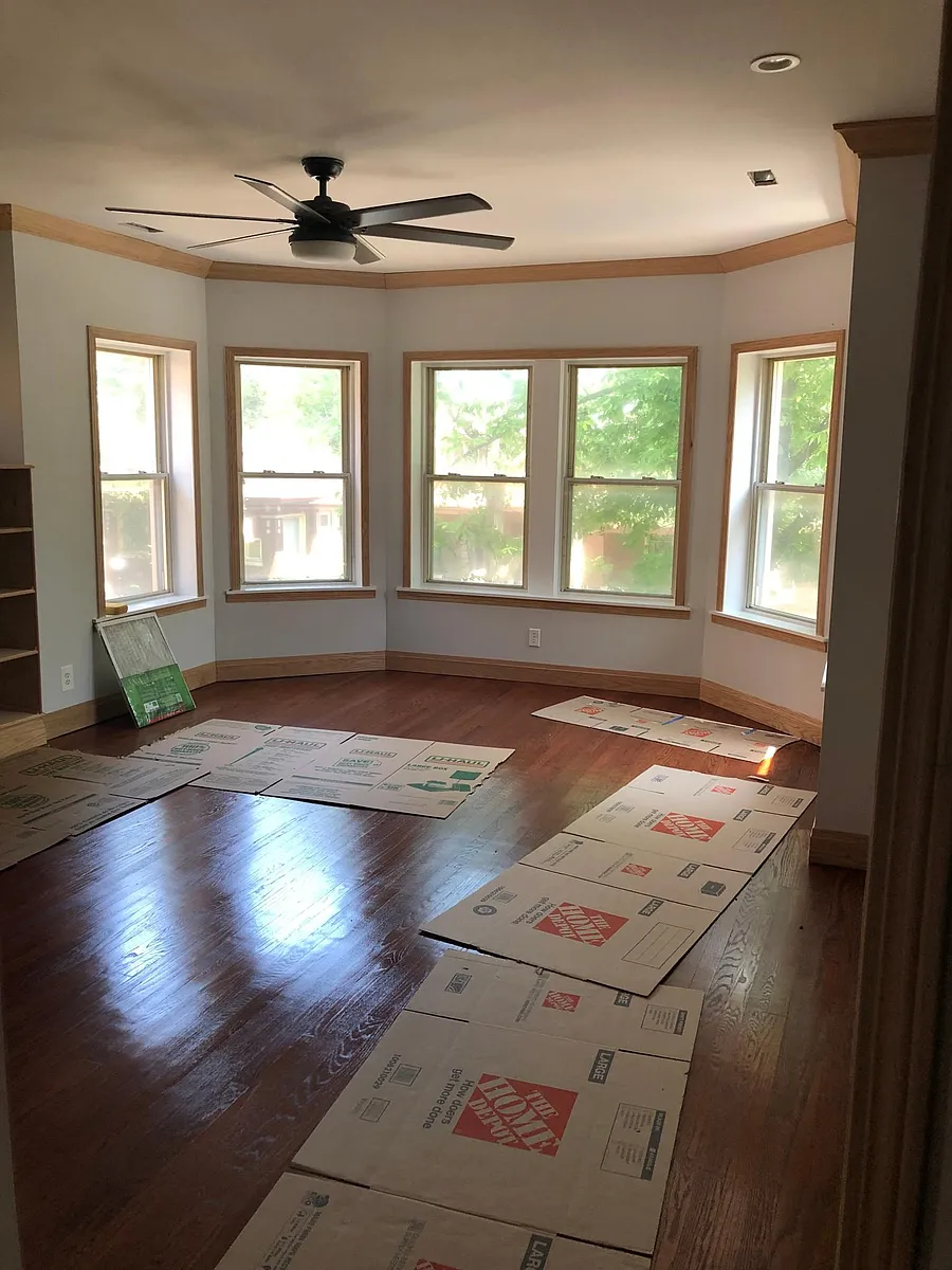 Building Photo - 7644 S Cornell Ave #2