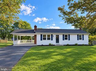 1422 Tuscawilla Dr, Charles Town, WV 25414