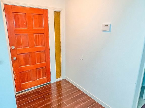 5th image of 3311 Camellia Dr