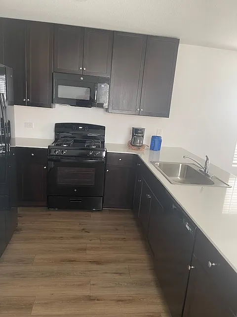 4 bed, 2.5 bath, 1530 sqft, $1,695 — Photo 4