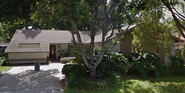 1st image of 14196 Fennsbury Dr
