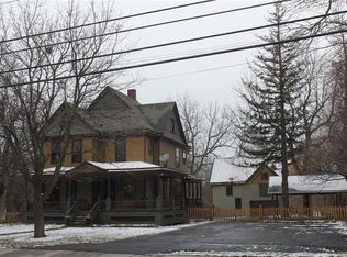 5676 Broadway St, Lancaster, NY 14086