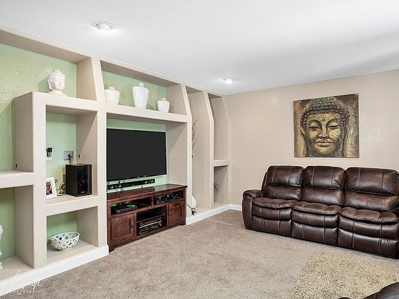 2nd image of 1169 W Coyote Way