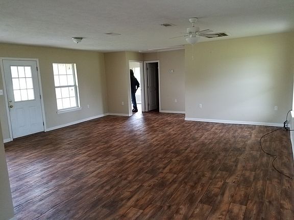 5th image of 151 Jessica Ln