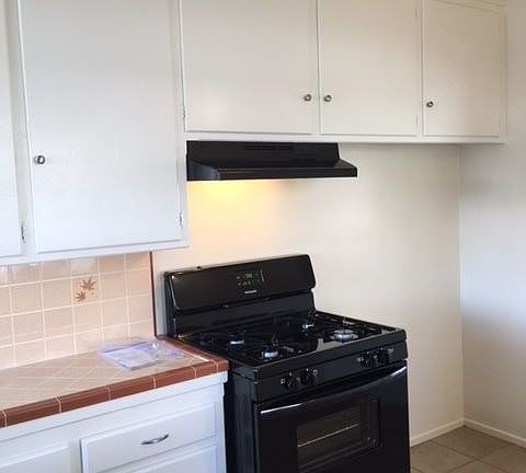 3rd image of 1114 E Wilson Ave APT 12
