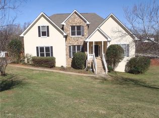 4627 Plantation Dr, Flowery Branch, GA 30542