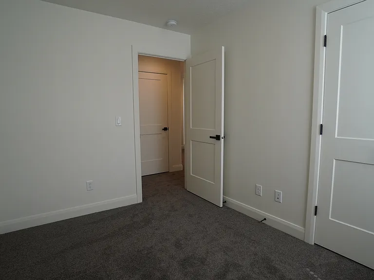 2925 S Highway 89 #12 — Photo 14