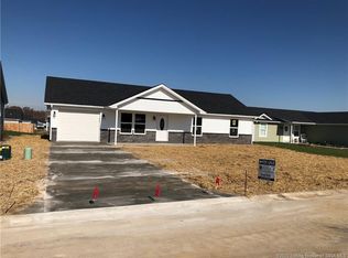 1364 Onyx Ave, Scottsburg, IN 47170
