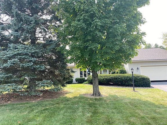 4th image of 120 Spyglass Ln
