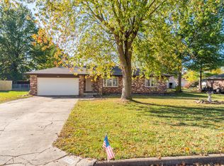 6946 W Lone Oak St, Springfield, MO 65803