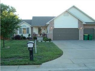 945 N Pheasant Run St, Valley Center, KS 67147