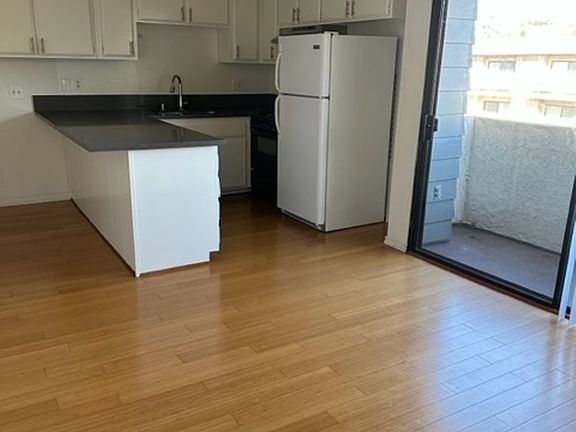 4th image of 10744-56 Lawler St #4408
