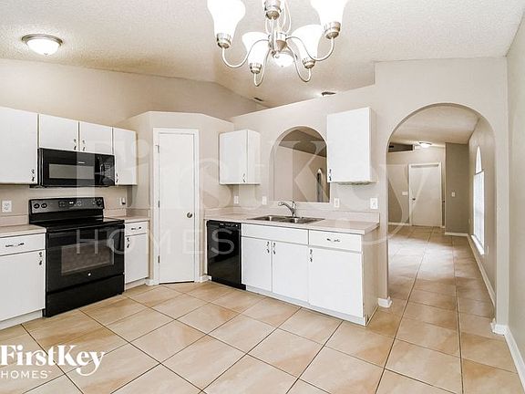 5th image of 1557 Slash Pine Ct