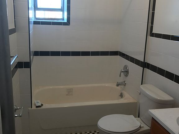 4th image of 1012 Ocean Ave APT 5F