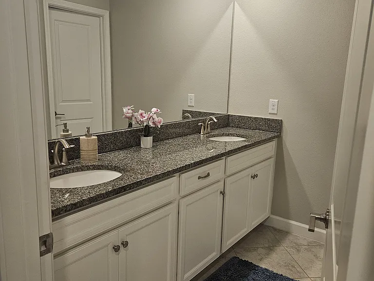 25057 Lambrusco Loop — Photo 36