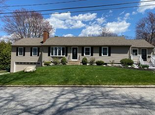 139 Mayflower Dr, Manchester, NH 03104