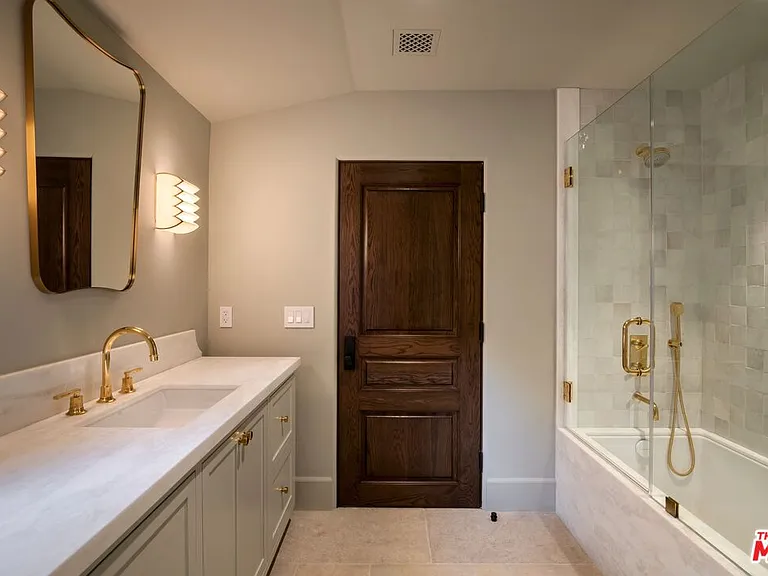 624 N Arden Dr — Photo 26