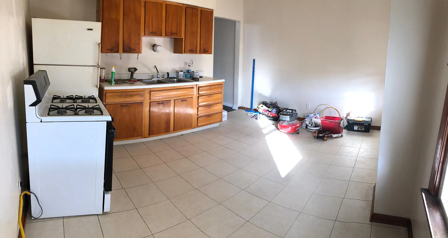 639 5th St photo 1