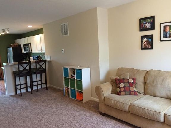 5th image of 5805 Bridgehampton Dr
