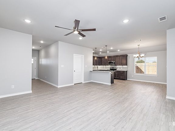 4th image of 3144 Cedarhill Dr