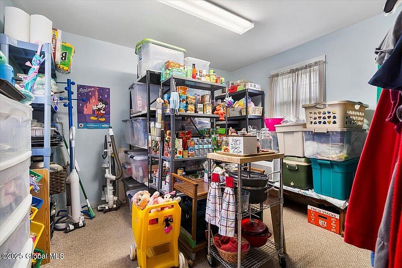 5th image of 137 Paine Street