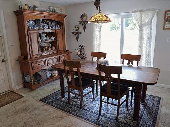 3rd image of 35930 Allens Alley Dr