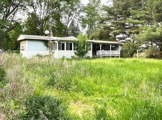 3610 Marlette Rd, Applegate, MI 48401