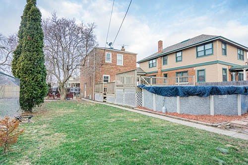 5th image of 10639 S Campbell Ave