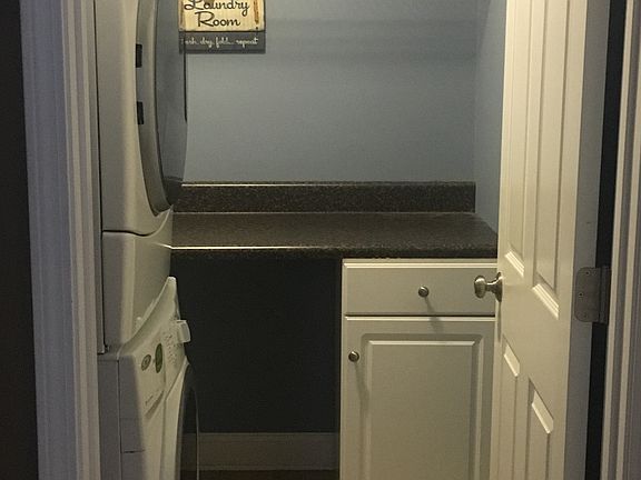 4th image of 3058 Camden Way