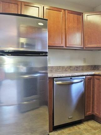 5th image of 3230 Mayfield Dr