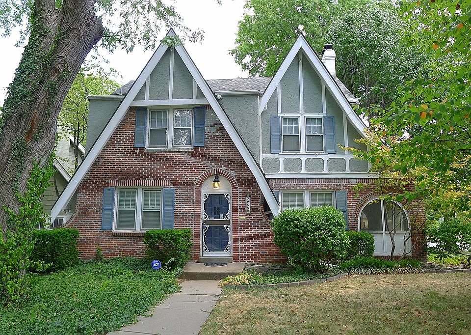 2nd image of 7255 Terrace St