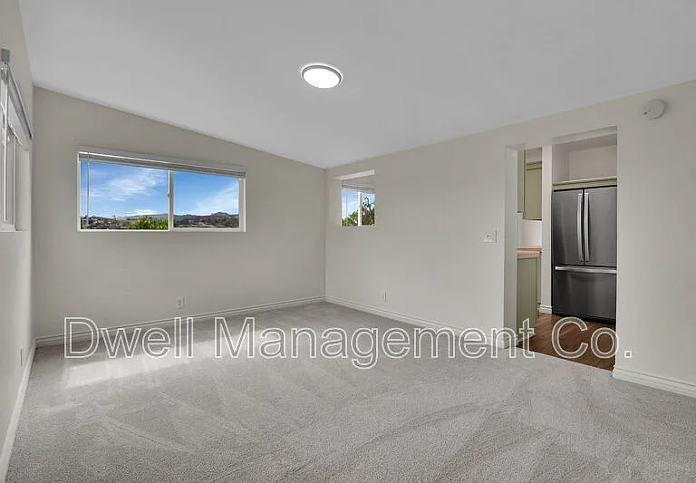8841 Almond Rd — Photo 3