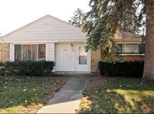 761 E Thacker St, Des Plaines, IL 60016