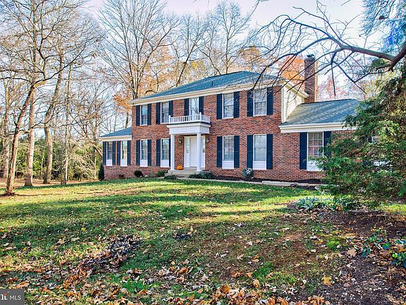 3rd image of 17614 Bates Dr
