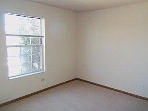 5th image of 1744 Eastwood Ct APT 5