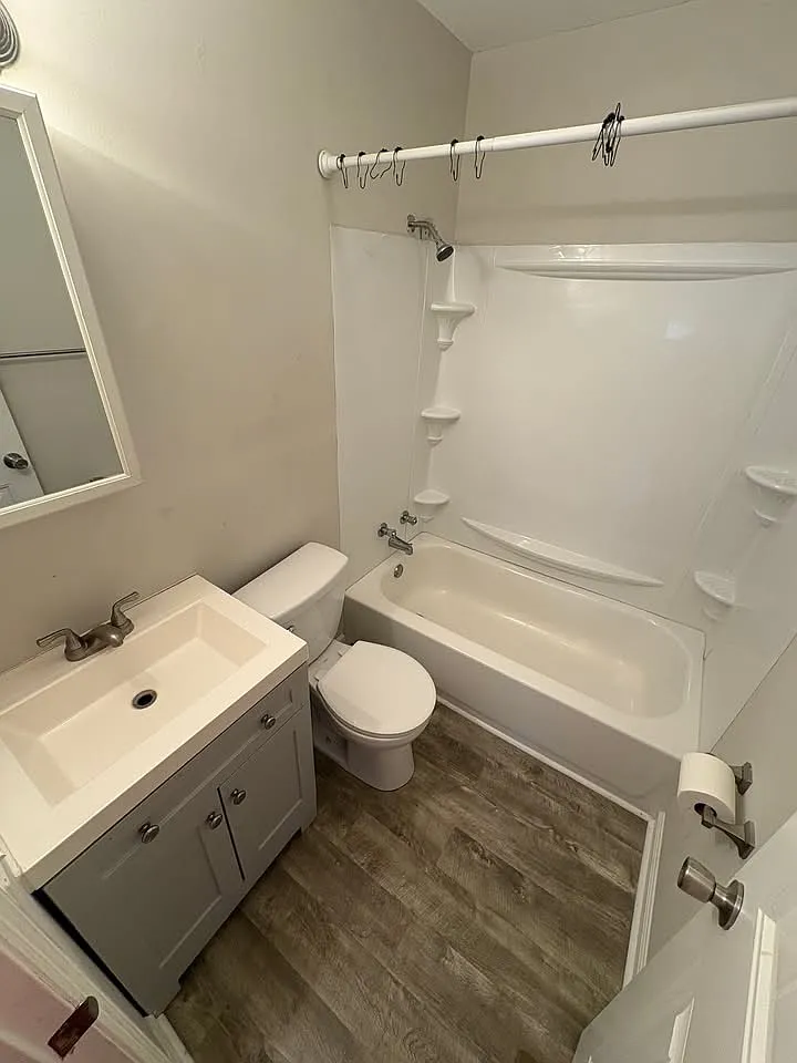 2 bed, 698 sqft, $1,550 — Photo 4