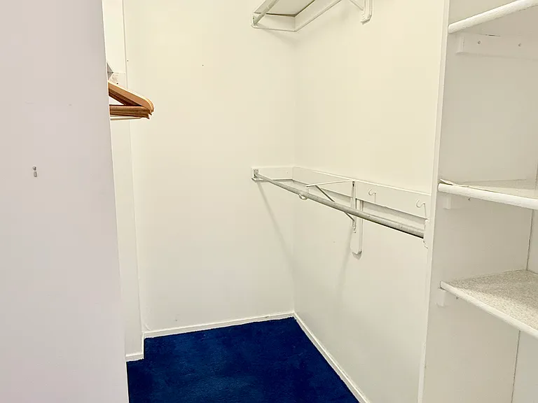 4343 N Clarendon Ave #1211 — Photo 8