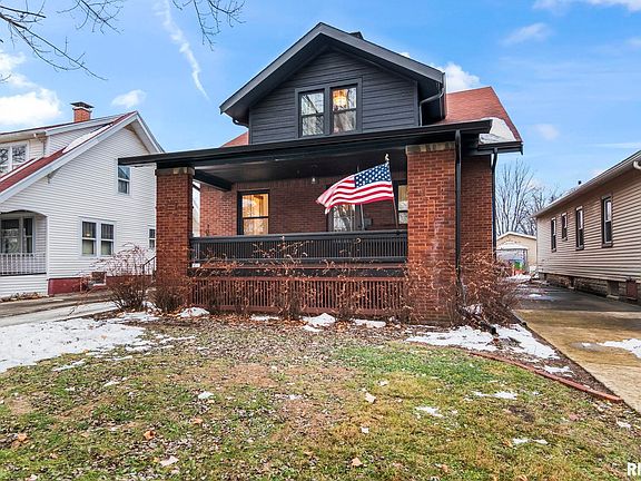 2nd image of 1023 Broadway St