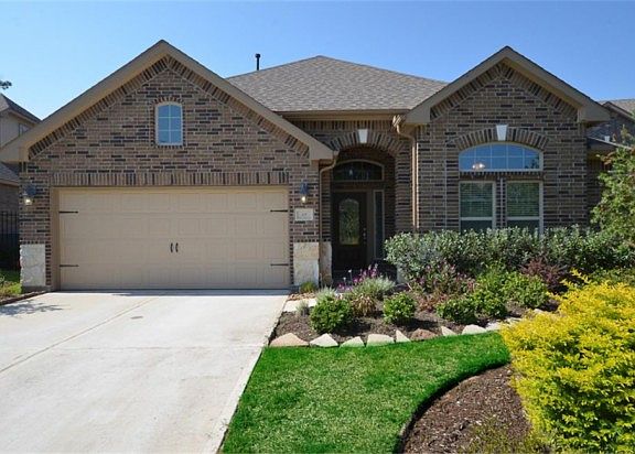 3rd image of 87 W Wading Pond Cir