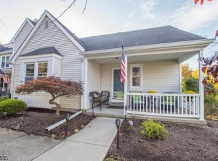 20 Mourning Dove Ct, Hackettstown, NJ 07840