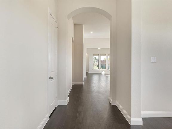 4th image of 14400 Home Trl