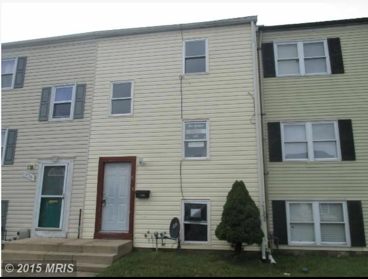 1738 Judy Way photo 1