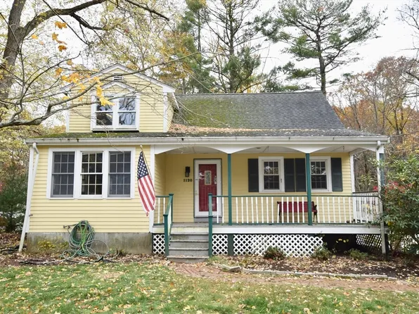 1120 Glebe St, Taunton, MA 02780