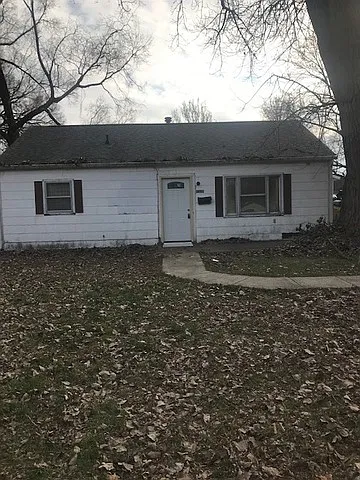 1328 Sunset Dr photo 1