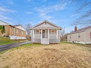 2222 Dawes Pl, Saint Louis, MO 63114